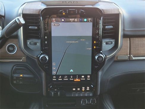 Used 2022 RAM 2500 Limited image 13