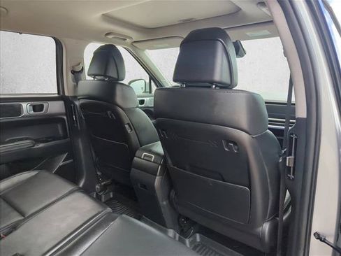 Used 2024 Hyundai Santa Fe Limited FWD image 21