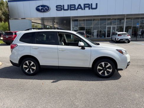Used 2018 Subaru Forester 2.5i Premium image 2