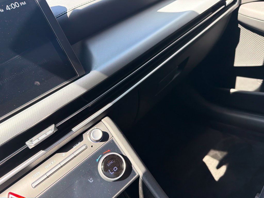 New 2026 Hyundai Sonata SEL FWD image 17