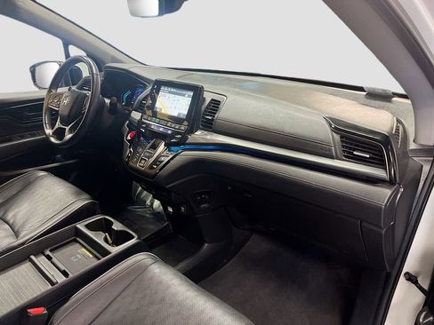 Used 2022 Honda Odyssey Elite image 32