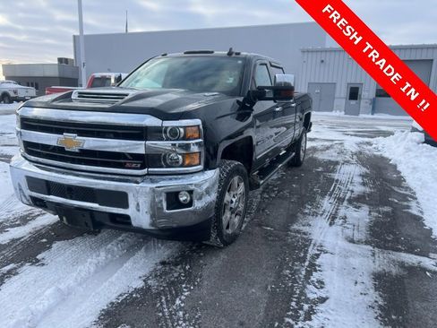 Used 2018 Chevrolet Silverado 2500 LTZ w/ Duramax Plus Package image 3