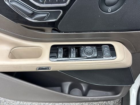 Used 2024 Lincoln Aviator Reserve w/ Equipment Group 201A AWD/4WD image 13
