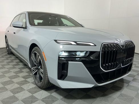 New 2026 BMW i7 eDrive50 w/ M Sport Package RWD image 4