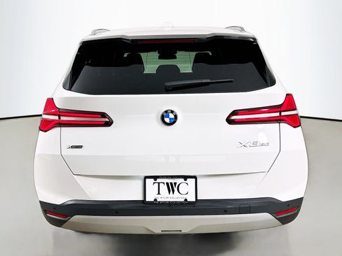 Used 2025 BMW X3 xDrive30i w/ Premium Package AWD/4WD image 6
