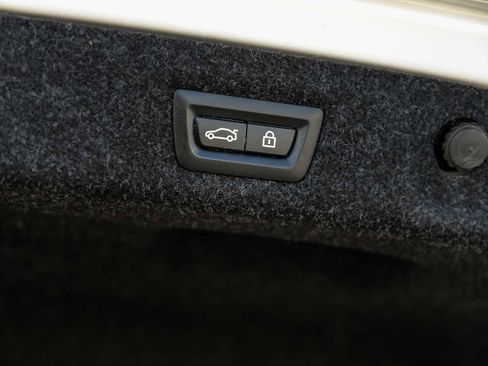 Used 2019 BMW 530i xDrive w/ M Sport Package image 57