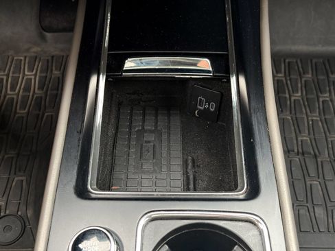 Used 2023 Lincoln Corsair AWD w/ Equipment Group 101A image 27