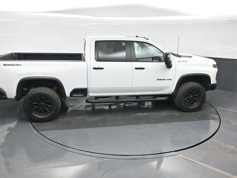 Used 2024 Chevrolet Silverado 2500 ZR2 w/ ZR2 Bison Edition AWD/4WD image 31