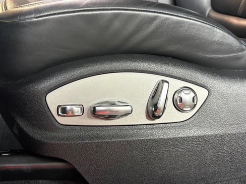 Used 2023 Porsche Macan S AWD/4WD image 24
