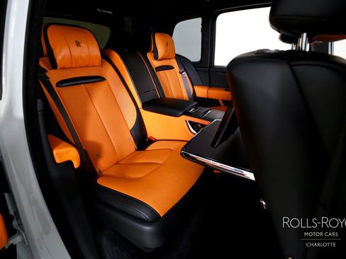 Certified 2020 Rolls-Royce Cullinan AWD/4WD image 31