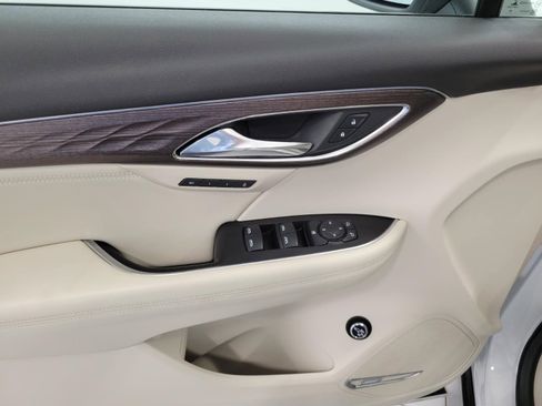 Used 2021 Buick Envision Avenir AWD/4WD image 26