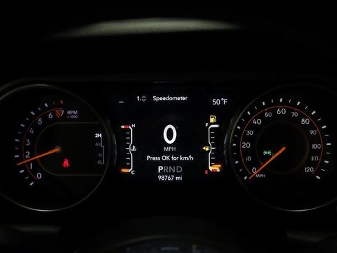 Used 2018 Jeep Wrangler Unlimited Sahara w/ Dual Top Group image 7