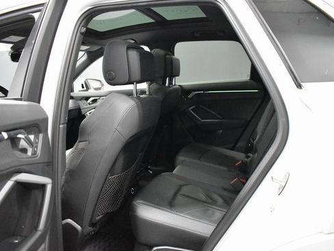 Used 2020 Audi Q3 2.0T Prestige image 30