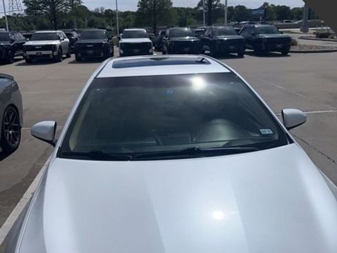 Used 2017 Toyota Camry XLE w/ Moonroof Package image 3