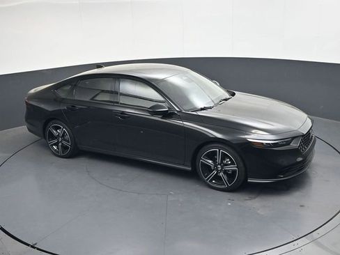 Used 2026 Honda Accord SE image 28