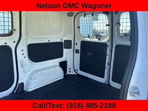 Used 2018 Nissan NV200 SV w/ Navigation Package FWD image 11
