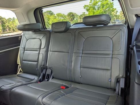 Used 2024 Lincoln Navigator Black Label AWD/4WD image 19