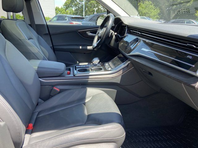 Certified 2022 Audi Q7 3.0T Premium Plus AWD/4WD image 27