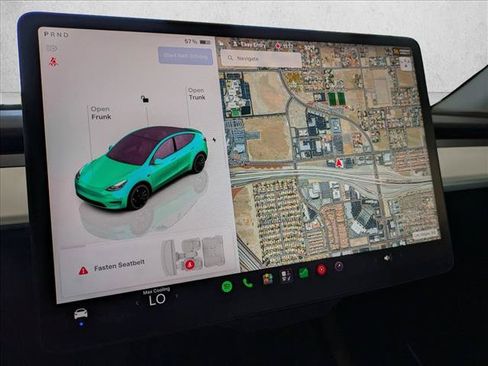 Used 2023 Tesla Model Y Performance AWD/4WD image 13