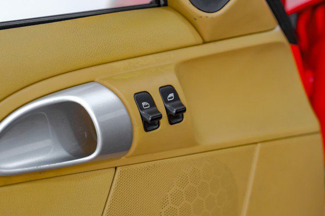 Used 2009 Porsche Boxster RWD image 35
