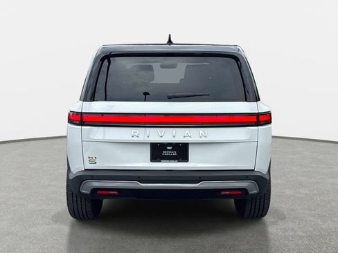 Used 2023 Rivian R1S Adventure AWD/4WD image 4