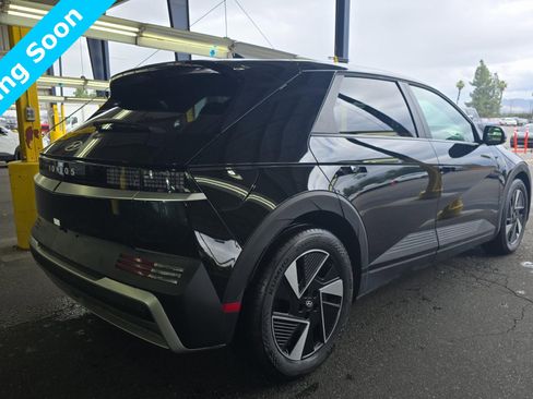 Used 2025 Hyundai Ioniq 5 SE image 6