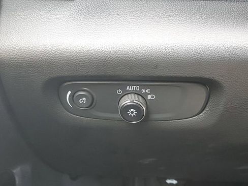 Certified 2023 Chevrolet Traverse LT image 19