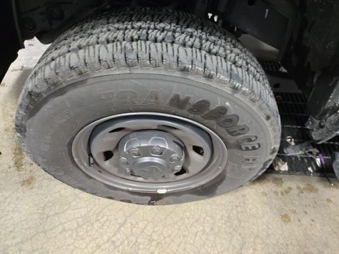 Used 2026 RAM 2500 Tradesman AWD/4WD image 11
