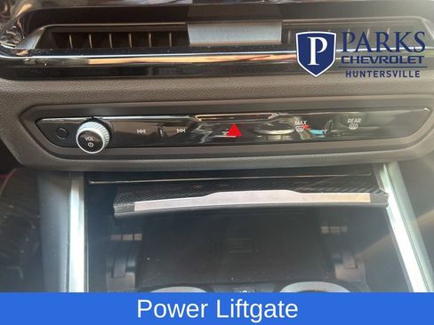 Used 2025 BMW M340i xDrive w/ Premium Package image 17