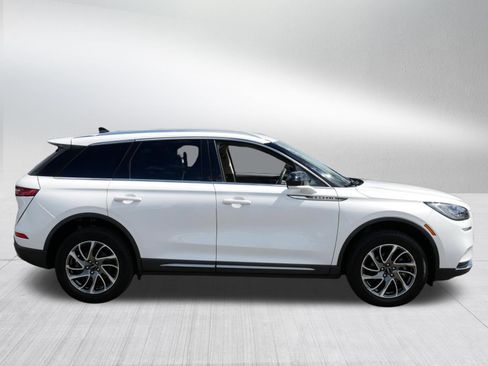 Used 2022 Lincoln Corsair AWD w/ Equipment Group 101A image 8