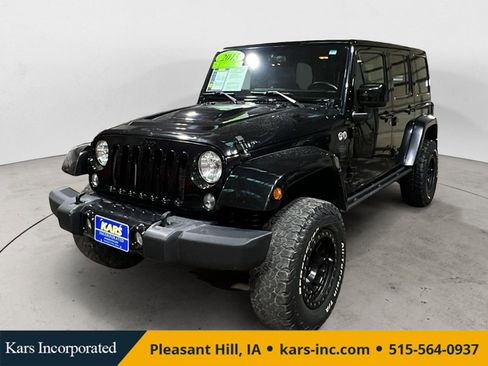 Used 2015 Jeep Wrangler Unlimited Sahara image 1