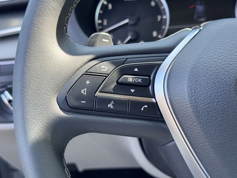 New 2025 INFINITI QX50 Luxe image 8