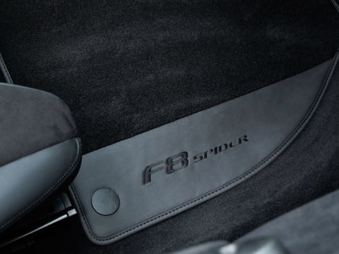 Used 2023 Ferrari F8 Tributo RWD image 33