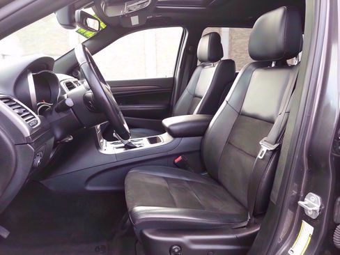 Used 2018 Jeep Grand Cherokee Altitude image 13