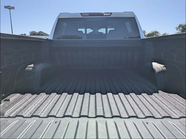 New 2026 Chevrolet Silverado 1500 RST w/ RST All Star Premium Package AWD/4WD image 12
