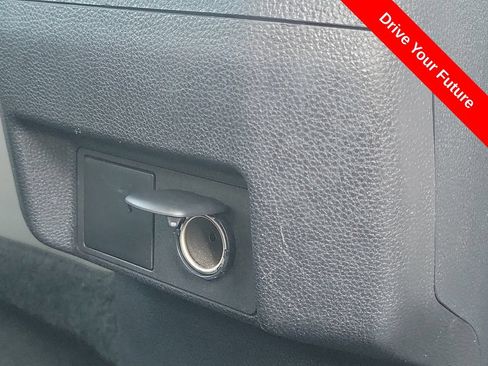 Used 2025 Toyota Tacoma TRD Sport AWD/4WD image 19