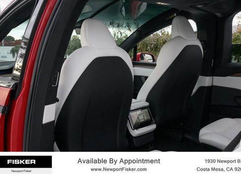 Used 2023 Tesla Model X image 19