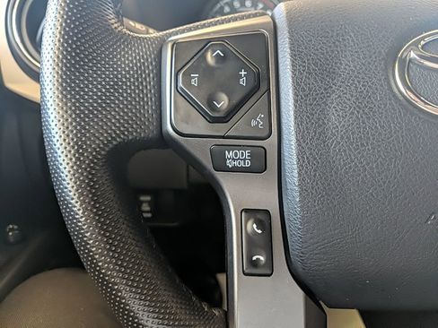 Used 2023 Toyota Tacoma TRD Off-Road image 15