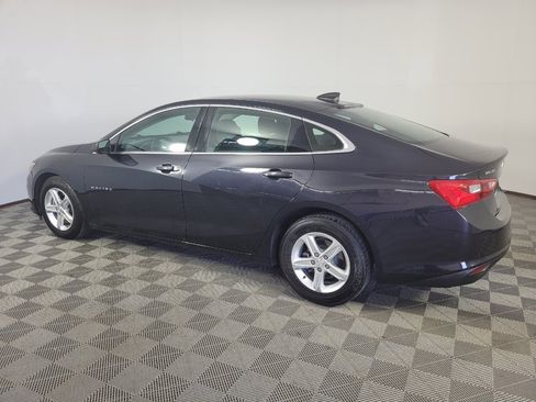 Used 2022 Chevrolet Malibu LS w/ Driver Confidence Package II FWD image 3