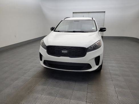 Used 2019 Kia Sorento S FWD image 15