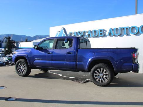 Used 2023 Toyota Tacoma Limited image 5