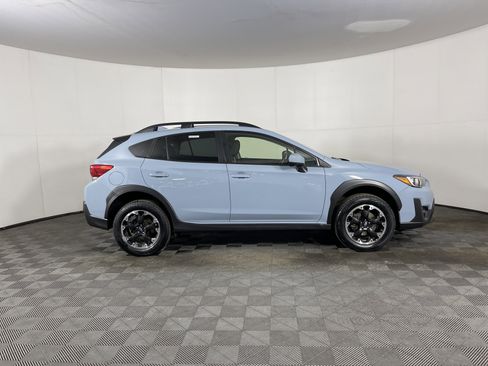 Used 2023 Subaru Crosstrek 2.0i Premium image 5