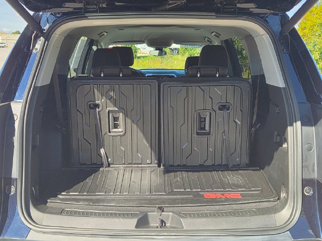 Used 2022 GMC Acadia SLE w/ Driver Convenience Package AWD/4WD image 11