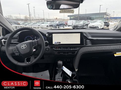 New 2026 Toyota Camry SE image 8