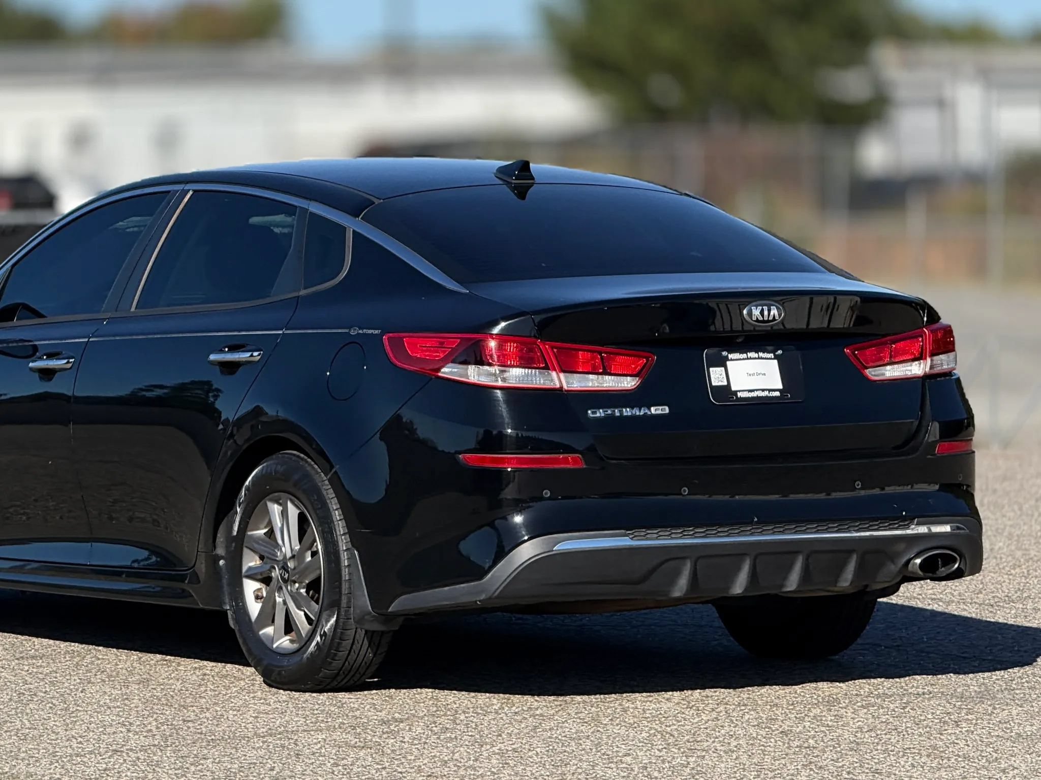 Used 2019 Kia Optima LX FWD image 16