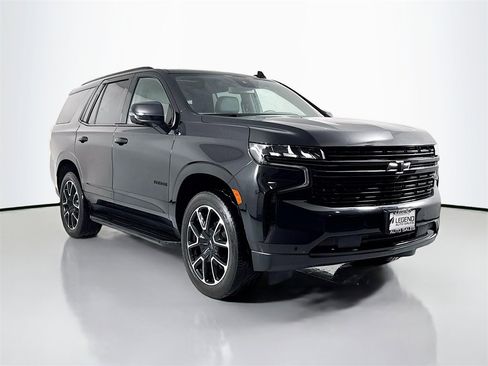 Used 2023 Chevrolet Tahoe RST image 3