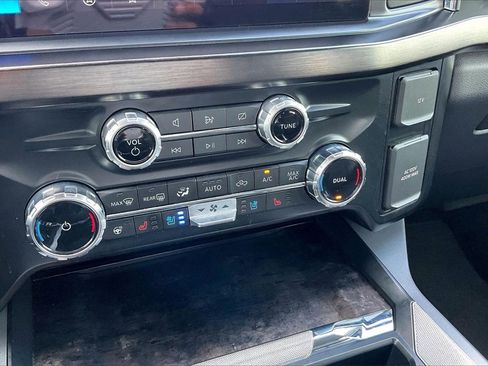 Used 2024 Ford F350 Lariat w/ Lariat Ultimate Package image 23