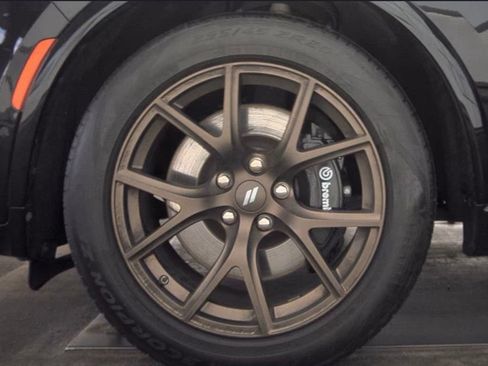 Used 2025 Dodge Durango R/T AWD/4WD image 2