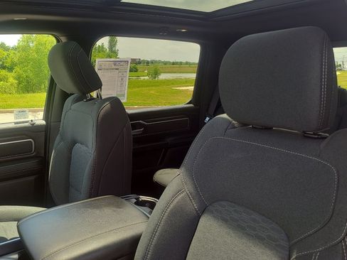 Used 2025 RAM 1500 Big Horn AWD/4WD image 16