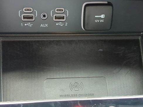 Used 2025 Jeep Grand Cherokee L Laredo image 52